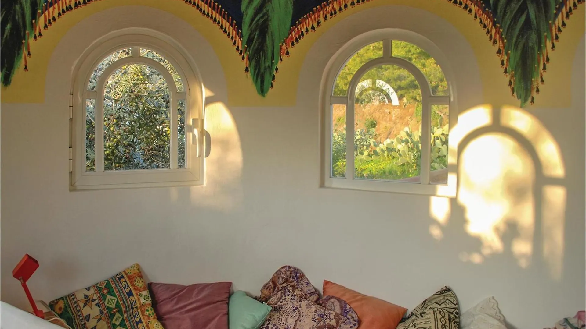 Beautiful Home In Algarrobo With Wifi