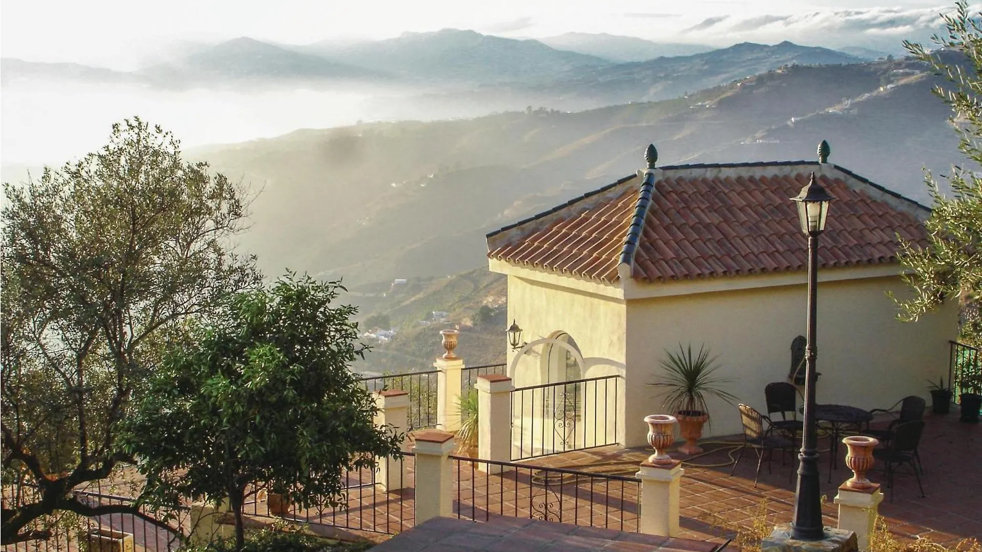 Beautiful Home In Algarrobo With Wifi Holiday home